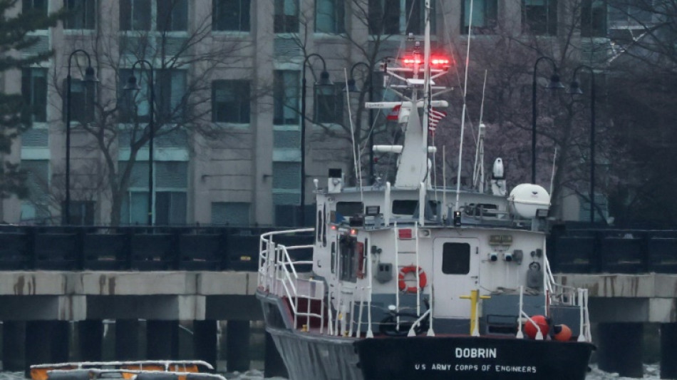 Seis muertos en accidente de helic&oacute;ptero en el r&iacute;o Hudson de Nueva York