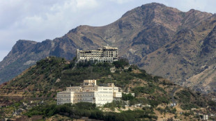 Los hut&iacute;es de Yemen afirman que atacaron el aeropuerto de la capital saudita tras reanudaci&oacute;n de vuelos