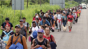 Centenas de migrantes vão à Cidade do México exigir sua regularização