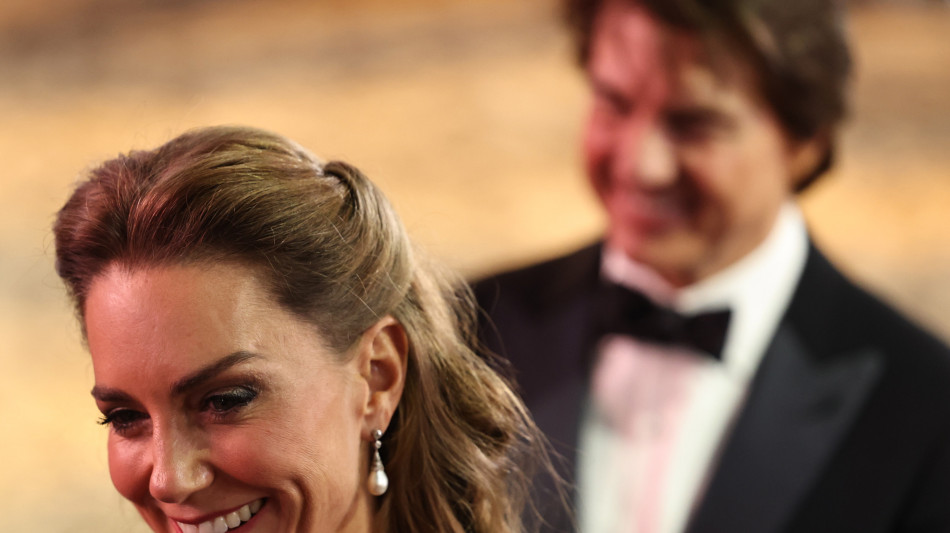 Kate sfoggia gli orecchini di Diana alla premi&egrave;re del film con Tom Cruise