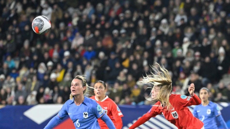 Ligue des nations f&eacute;minine: la France qualifi&eacute;e avec autorit&eacute;, Katoto marque
