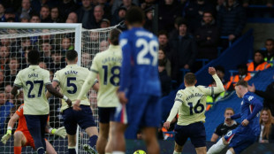 Palmer strikes as Chelsea return to winning ways against Everton