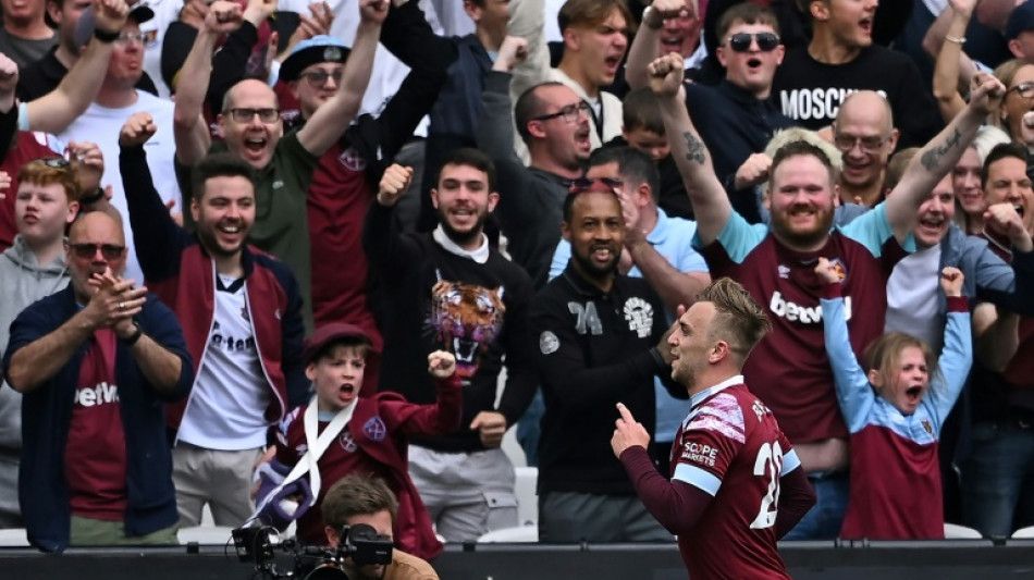 Leeds in relegation peril after West Ham defeat