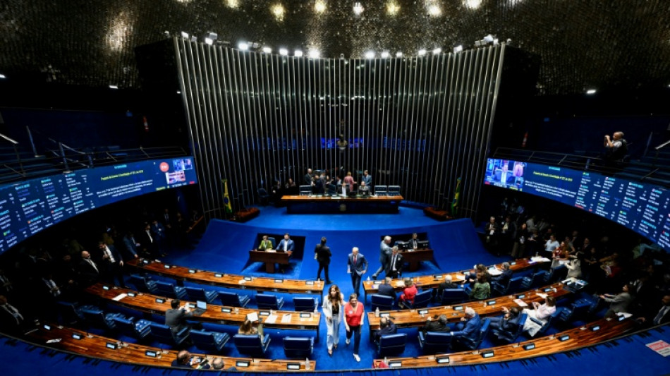 Senado aprova PEC do fim da escala 6x1