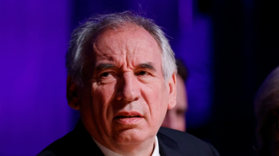 El esc&aacute;ndalo de agresiones sexuales en un colegio cat&oacute;lico de Francia salpica al primer ministro