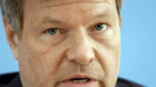 Habeck wirft Opposition in Debatte um Staatssekret&auml;r Beleidigungen und L&uuml;gen vor