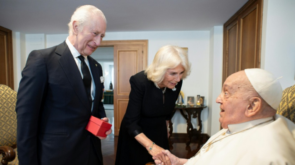 Apr&egrave;s avoir re&ccedil;u Charles III, le pape convalescent visite la basilique Saint-Pierre