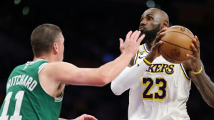 James knackt 43.000 Punkte bei Lakers-Pleite - Sieg f&uuml;r Magic