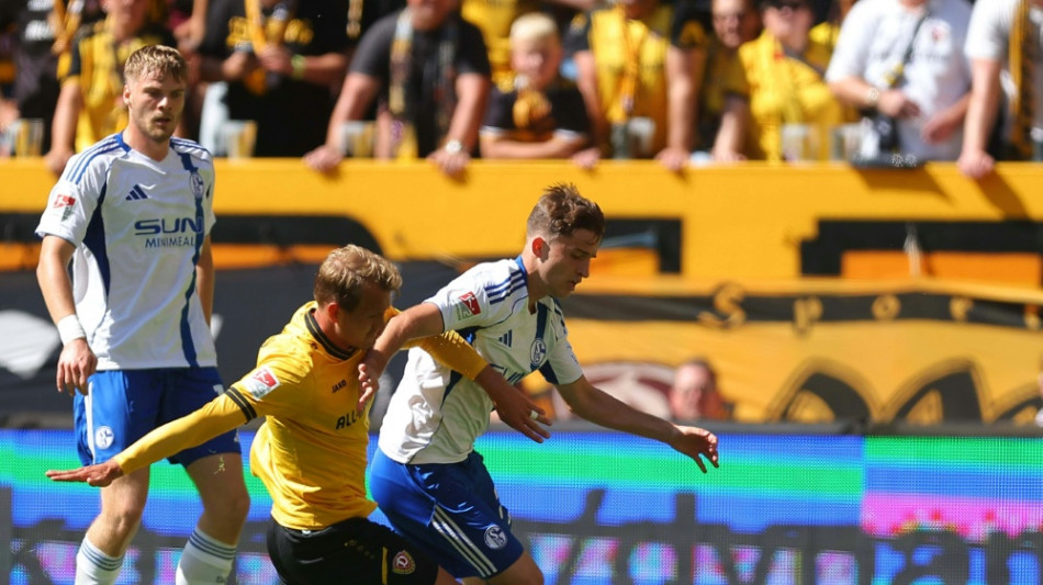 Dank Elfmeter: Schalke schiebt sich in die Spitzengruppe