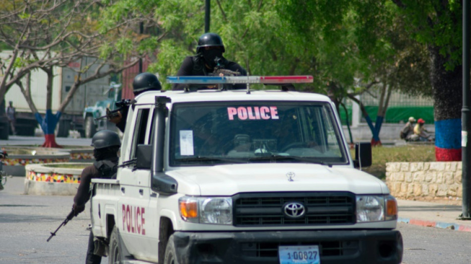 Grupos armados enfrentam policiais no centro de Porto Pr&iacute;ncipe