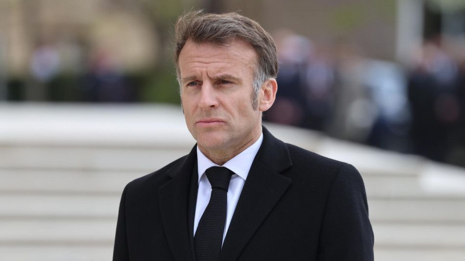 Macron, 'evitare che l'Iraq sia trascinato nell'attuale escalation'