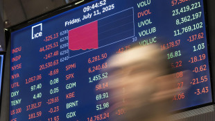 Wall Street apre in calo, Dj -0,33%, Nasdaq -0,04%