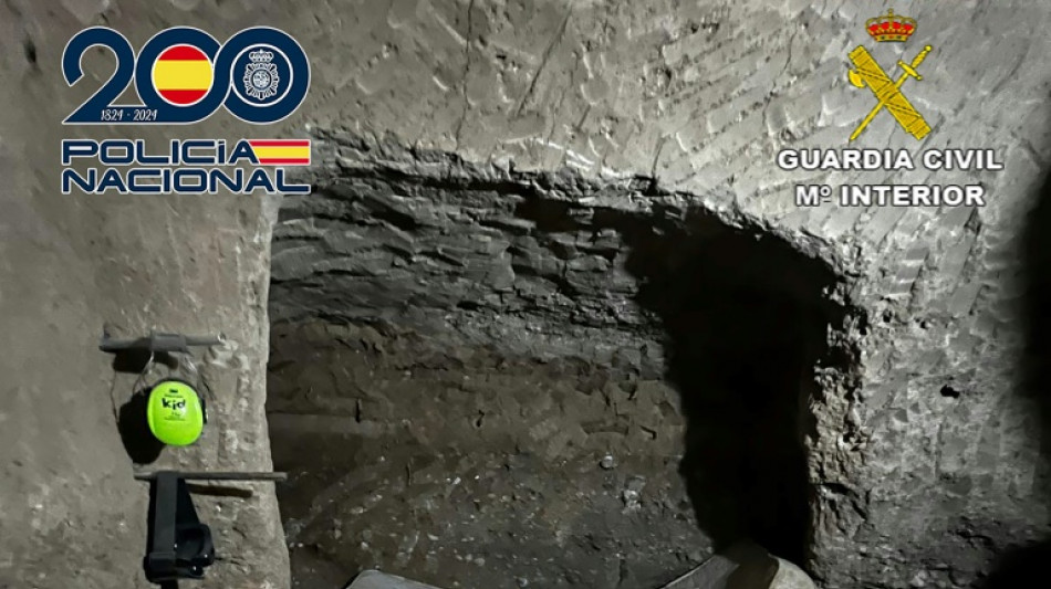 La polic&iacute;a espa&ntilde;ola descubre galer&iacute;a de tiro subterr&aacute;nea ilegal
