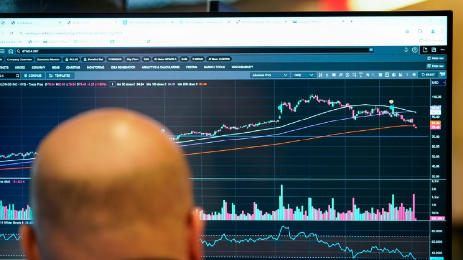 Wall Street rebondit gr&acirc;ce &agrave; l'exemption de droits de douane sur les v&eacute;hicules