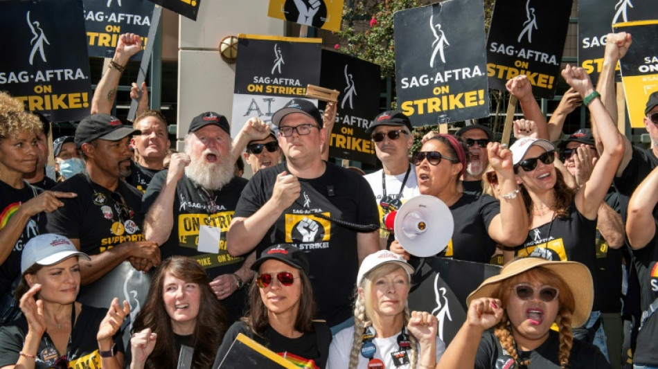 Fracassa di&aacute;logo entre est&uacute;dios e atores de Hollywood para encerrar greve