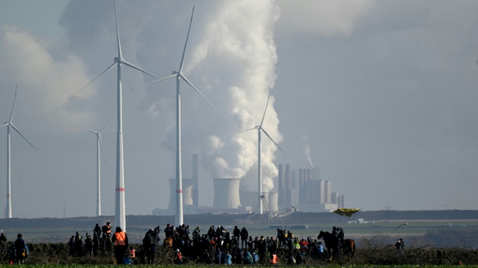 Gericht: Polizei in Aachen darf Klimaaktivist erkennungsdienstlich behandeln