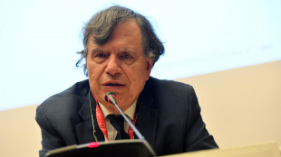 Parisi, con oligarchi dell'IA a rischio l'accesso alla conoscenza
