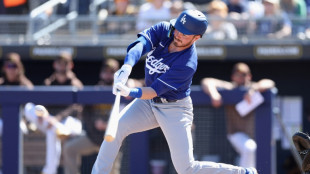 Dodgers shortstop Lux likely to miss season with torn knee ligament