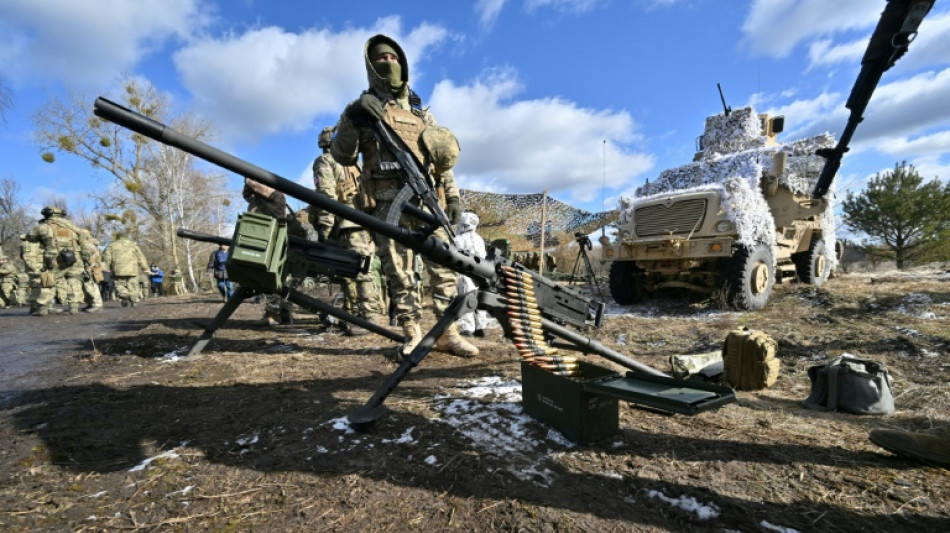 Verdacht auf Kriegswaffenschmuggel aus Ukraine: Durchsuchungen in Niedersachsen