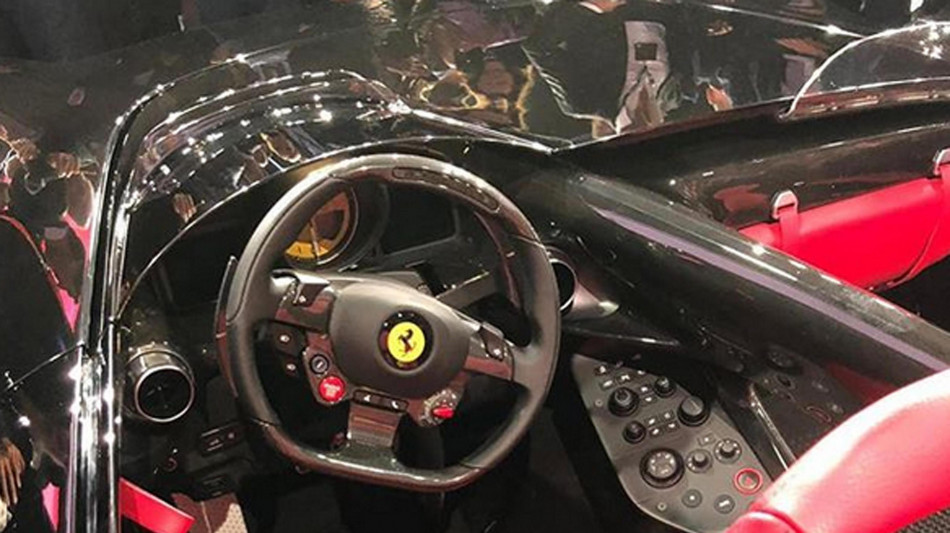 Ferrari, nel 2025 ricavi +7% e utile netto +5%