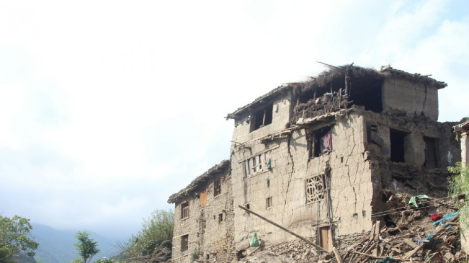 Séisme en Afghanistan: l'aide tarde malgré des besoins considérables