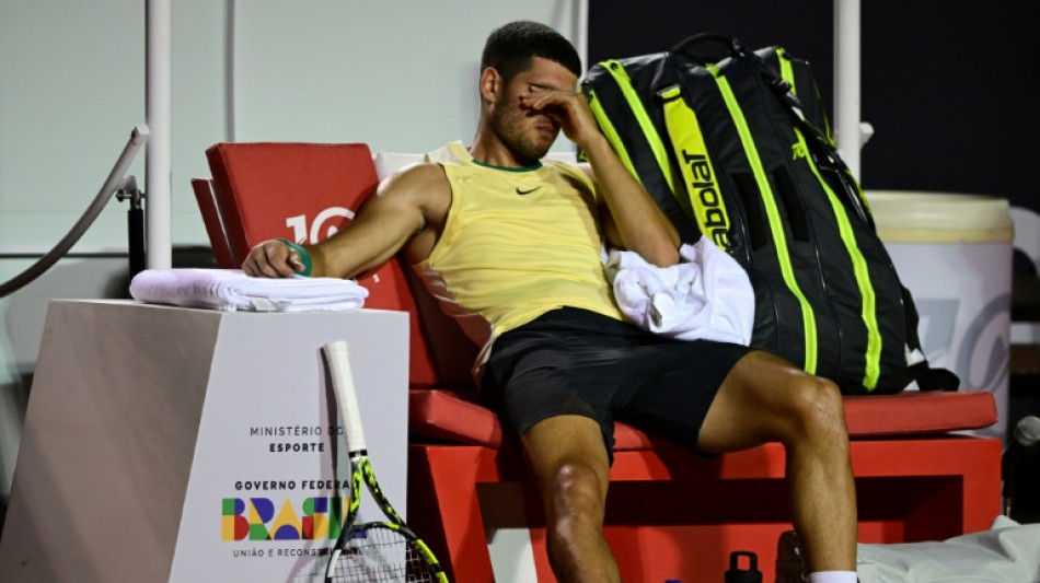 Alcaraz abandona Rio Open por les&atilde;o