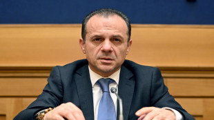 Cateno De Luca, in una seduta spiritica bipartisan &egrave; uscito che si vota il 9-10 maggio