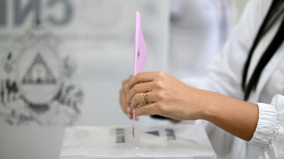 Honduras sob pressão de Trump para declarar vencedor das presidenciais