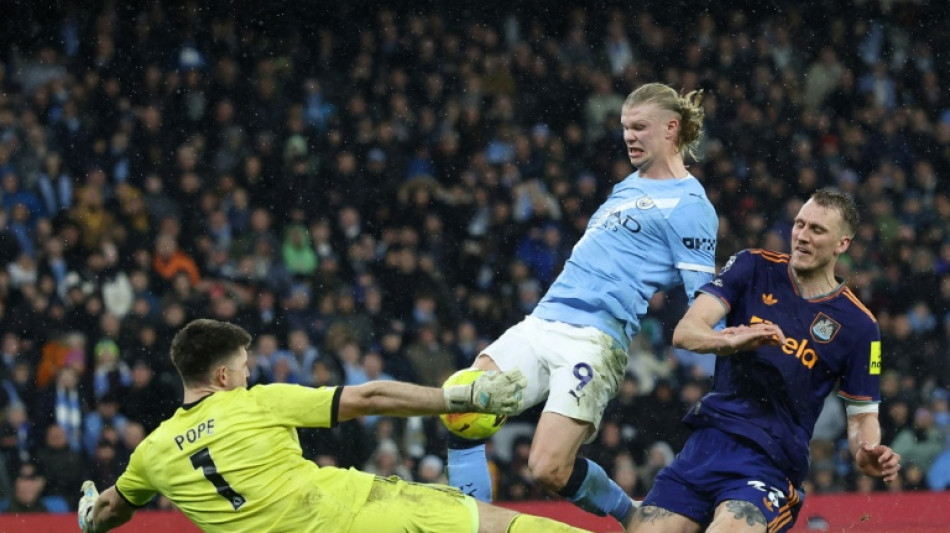 Angleterre : City revient &agrave; deux points d'Arsenal, Aston Villa et Chelsea stagnent