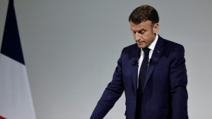 Macron lanza la campa&ntilde;a en Francia en contra de los "extremos"