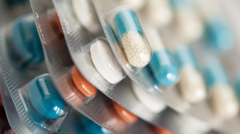 Trump annuncia nuovi dazi su farmaci, mobili e camion