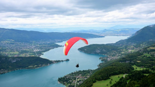 Des substances toxiques d'usure de pneus en grande quantit&eacute; dans le lac d'Annecy, selon une association