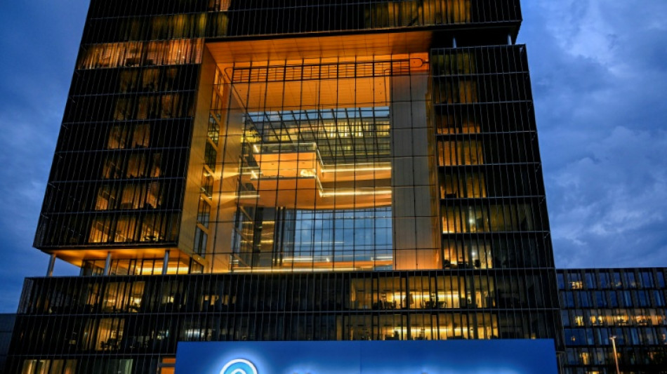 Thyssenkrupp stellt sich im Zuge der Neuausrichtung auf weiteres Verlustjahr ein