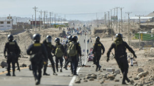 Bloqueo de rutas en Per&uacute; a pesar de la ampliaci&oacute;n del estado de emergencia