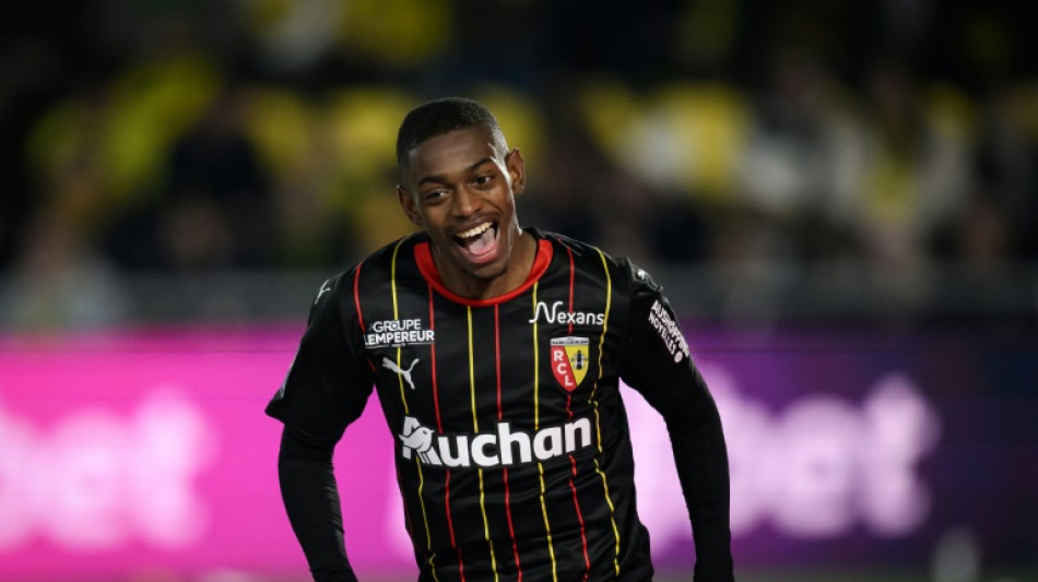 Rennes e Lens vencem e se aproximam das copas europeias na Fran&ccedil;a