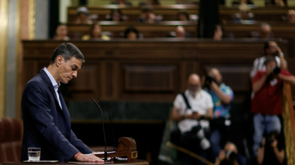 Espagne: le Premier ministre Pedro S&aacute;nchez d&eacute;ment toute "corruption g&eacute;n&eacute;ralis&eacute;e" autour de lui
