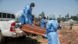 Ataques contra Cruz Vermelha na RD Congo 'dificultam' luta contra o ebola