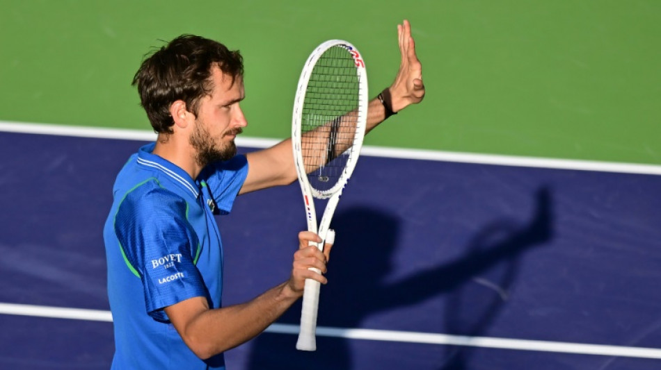 Medvedev beats Davidovich Fokina to reach Indian Wells semis