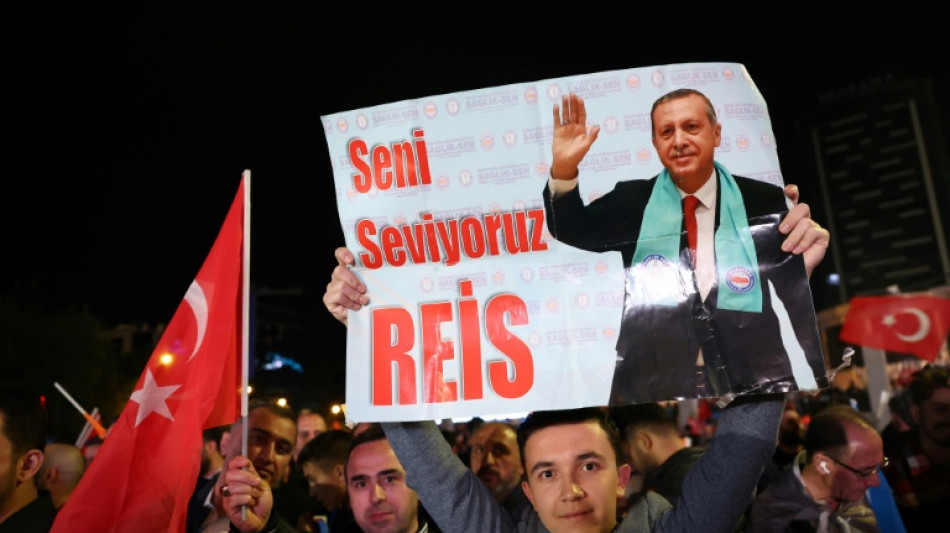 T&uuml;rkische Wahlbeh&ouml;rde best&auml;tigt Stichwahl zwischen Kilicdaroglu und Erdogan 