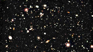Le prime galassie disseminavano l'universo di elementi pesanti prima del previsto