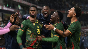 Camar&otilde;es vence &Aacute;frica do Sul (2-1) e vai enfrentar Marrocos nas quartas da CAN