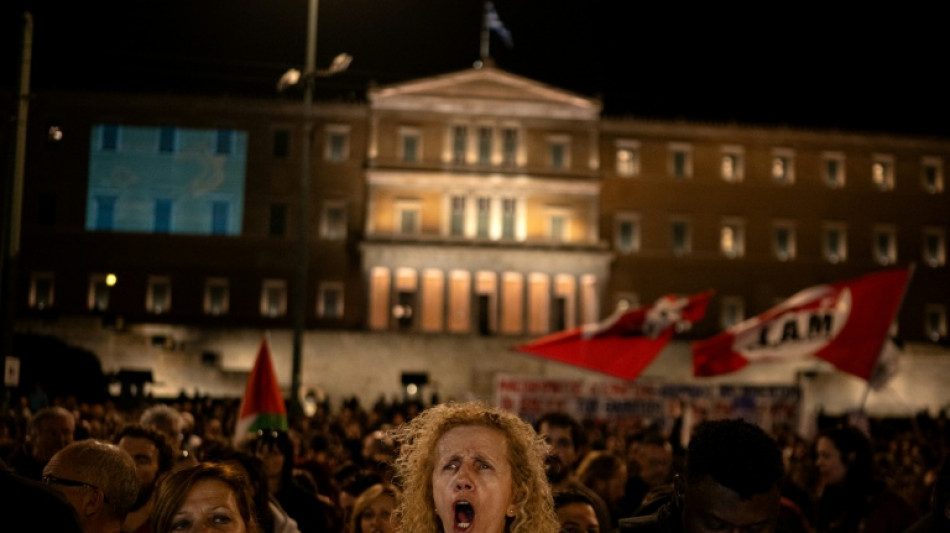 M&aacute;s de 2.000 personas protestan en Atenas contra la visita de Rubio