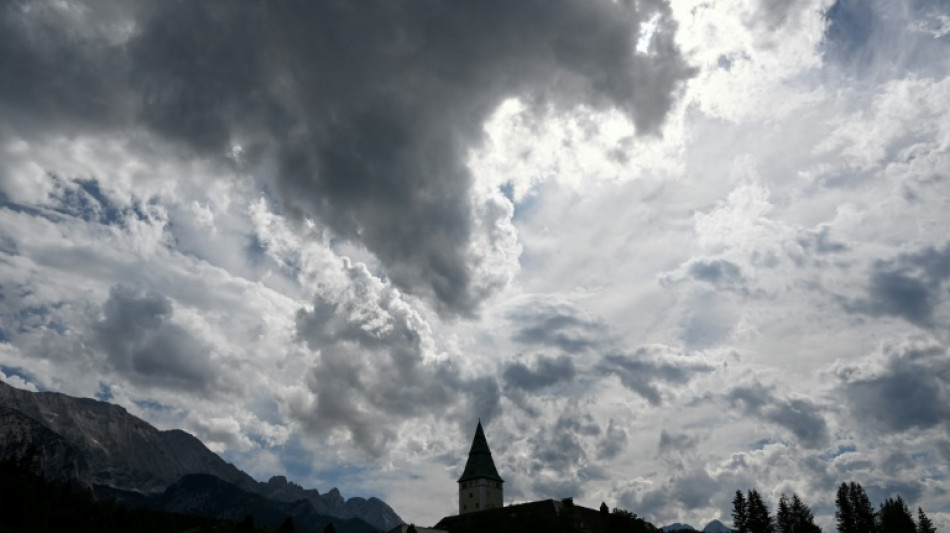 Dans les alpages f&eacute;&eacute;riques sous haute s&eacute;curit&eacute;, un ch&acirc;teau bavarois accueille le G7