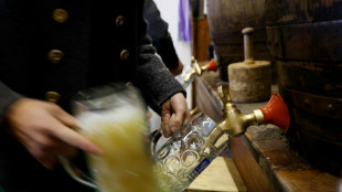 Polizei ermittelt nach Hitlergr&uuml;&szlig;en auf Oktoberfest