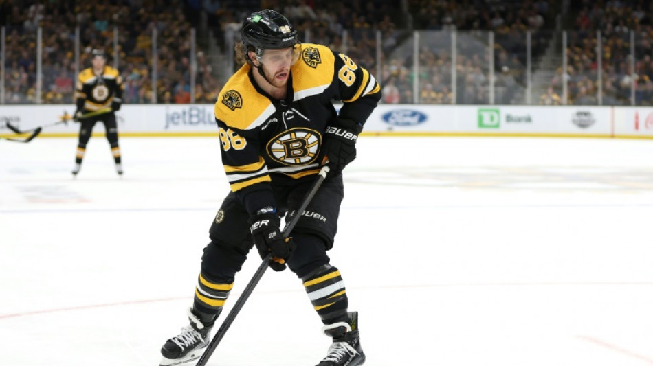 Bruins try to follow historic NHL season with first title since 2011