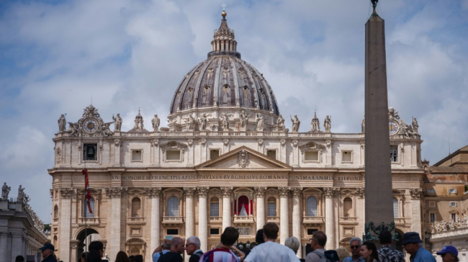 Les cardinaux emm&eacute;nagent au Vatican &agrave; la veille du conclave