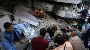 La Defensa Civil de Gaza reporta 16 muertos en bombardeos israel&iacute;es