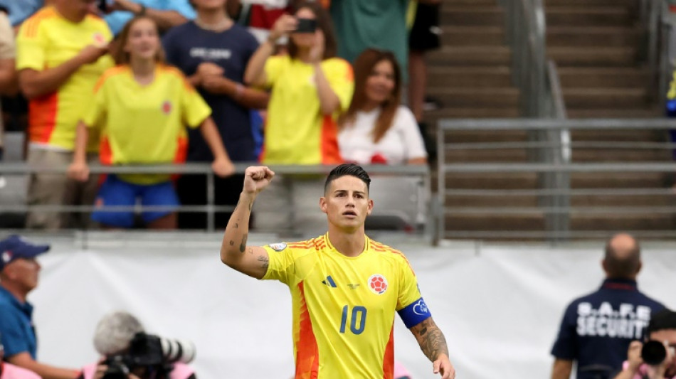 Col&ocirc;mbia goleia Panam&aacute; (5-0) e vai &agrave; semifinal da Copa Am&eacute;rica