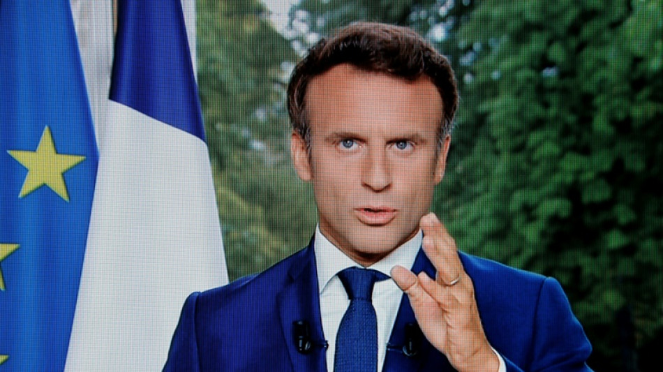 Entre Macron et l'opposition, le d&eacute;but de la guerre des nerfs