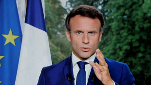 Macron enjoint les oppositions r&eacute;ticentes &agrave; s'inscrire dans la voie de "compromis"